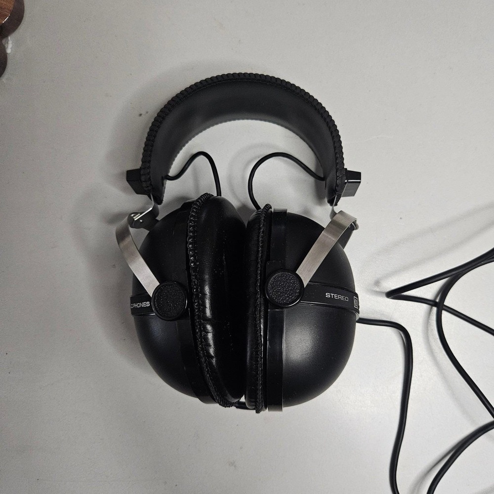 Pioneer SE-205 Vtg Stereo Headphones Over Ear 1/4 In Jack Retro Hi-Fi UNTESTED